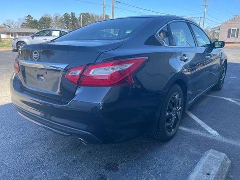 Used 2016 Nissan Altima 2.5 S w/ Power Driver Seat Package image 6