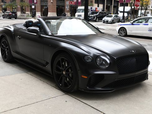 Used 2020 Bentley Continental GT image 3