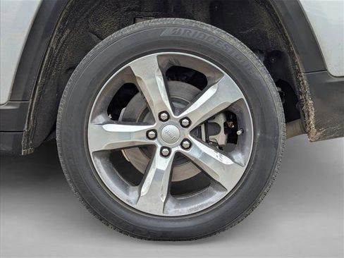 Used 2021 Jeep Grand Cherokee L Limited image 9