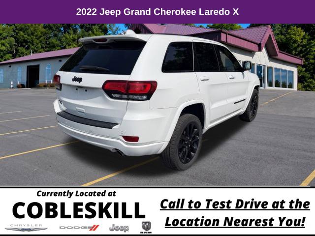 Used 2022 Jeep Grand Cherokee Laredo X AWD/4WD image 4