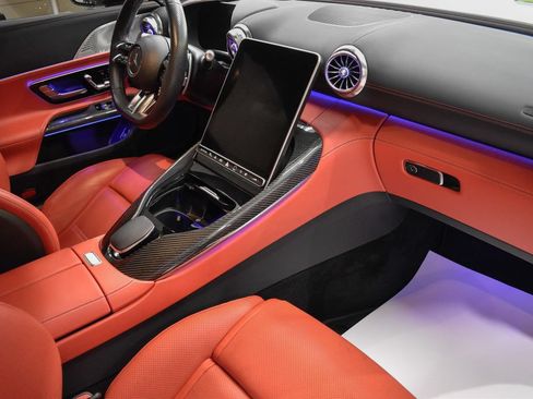 Certified 2022 Mercedes-Benz SL 63 AMG 4MATIC image 21