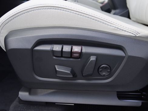 Used 2025 MINI Cooper Countryman S w/ Comfort Package Max image 12