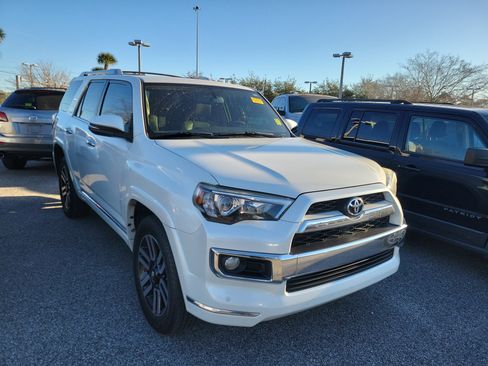 Used 2016 Toyota 4Runner Limited image 30
