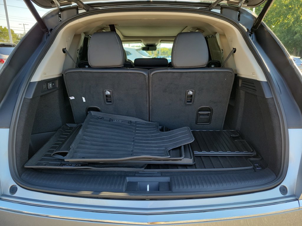 Certified 2026 Acura MDX w/ Technology Package FWD image 9