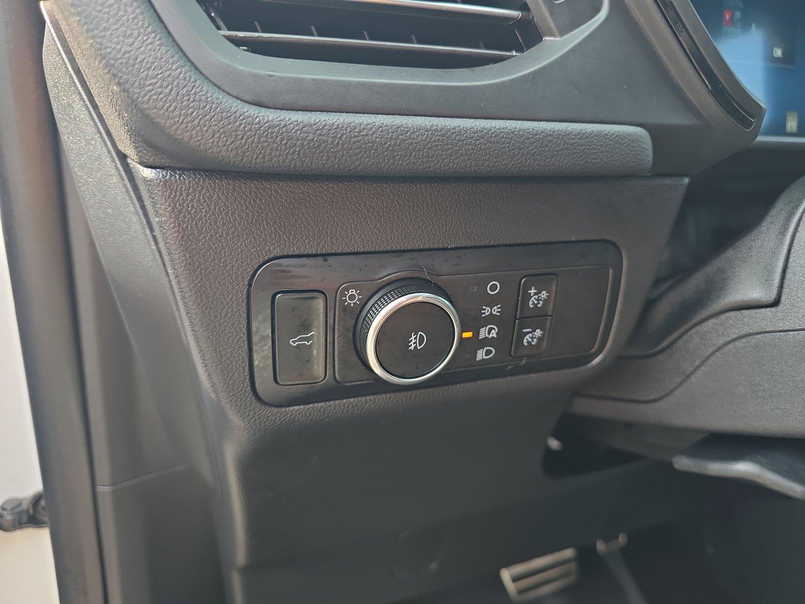 Used 2024 Ford Escape ST-Line Elite w/ Premium Technology Package AWD/4WD image 23