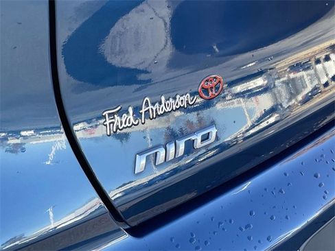 Used 2019 Kia Niro EX image 11