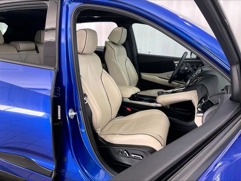 Used 2025 Acura RDX A-Spec image 11