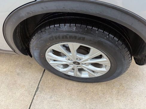 Used 2024 Ford Escape Active w/ Tech Pack #2 AWD/4WD image 17