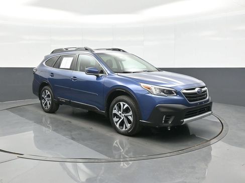 Used 2022 Subaru Outback Limited XT w/ Popular Package #2 image 1