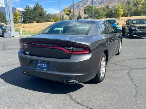 Used 2021 Dodge Charger SXT w/ Leather Interior Group image 9