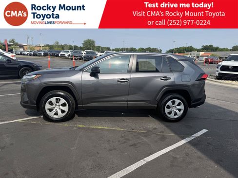 Used 2024 Toyota RAV4 LE FWD image 4