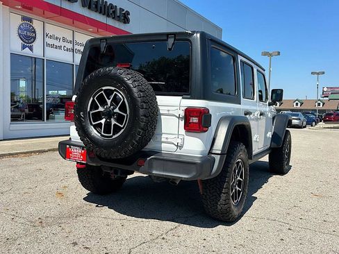 Used 2024 Jeep Wrangler Unlimited Rubicon AWD/4WD image 6