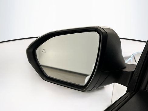 Used 2023 Hyundai Tucson SE image 16