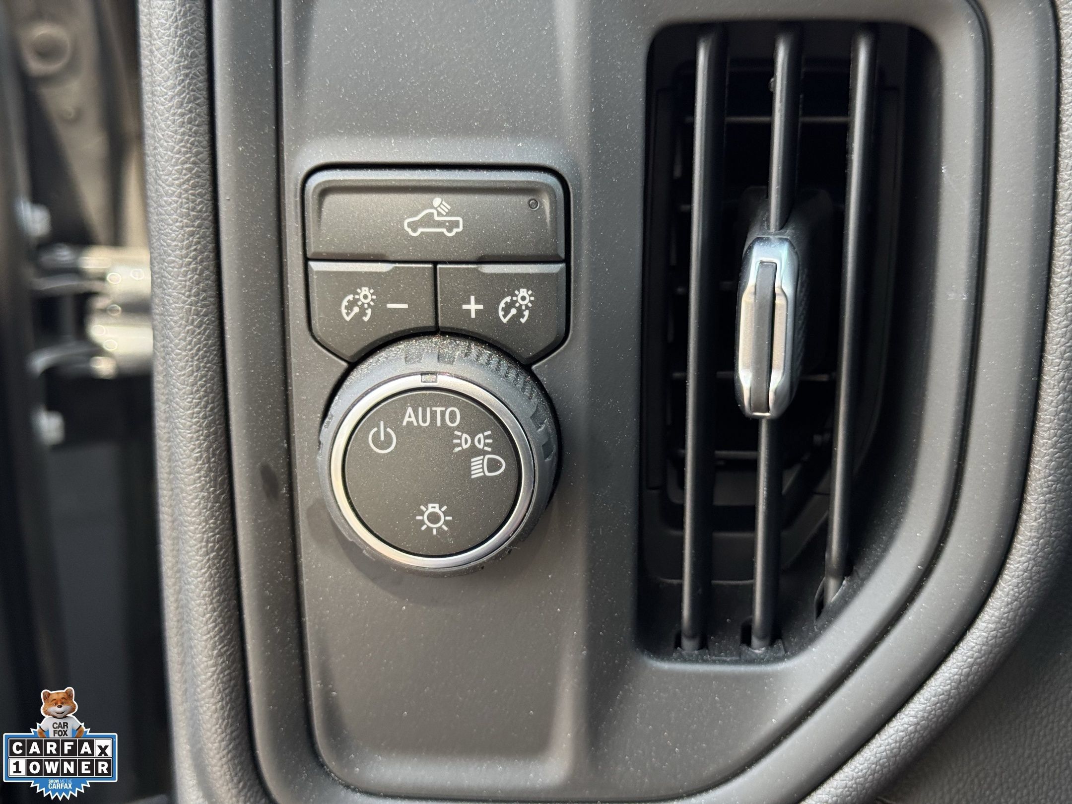 Used 2026 Chevrolet Silverado 1500 Custom RWD image 22