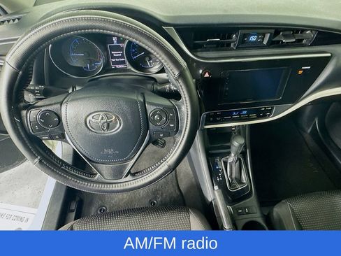 Used 2017 Toyota Corolla iM image 13