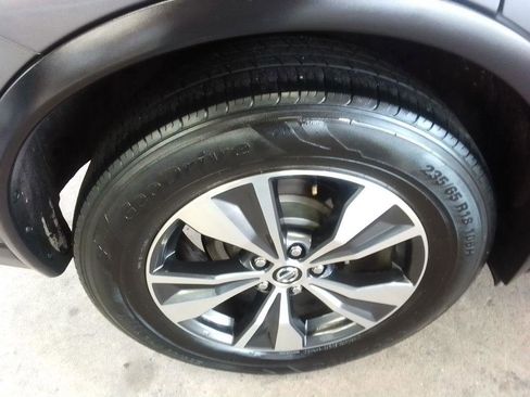 Used 2021 Nissan Murano SV image 25