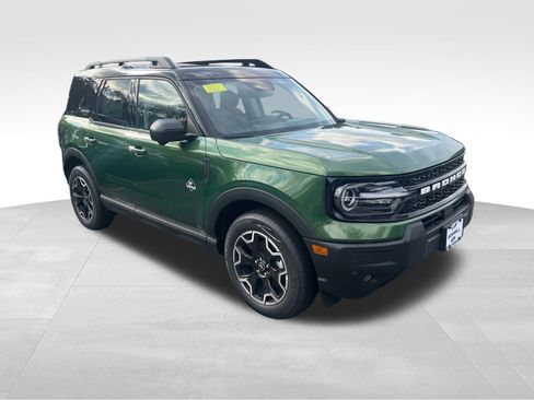 New 2025 Ford Bronco Sport Outer Banks w/ Outer Banks Tech Package+ image 6