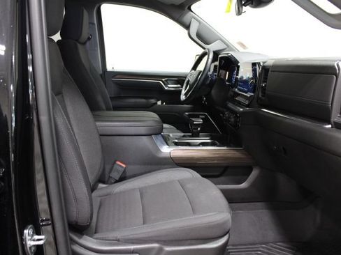 Used 2024 Chevrolet Silverado 1500 RST AWD/4WD image 25