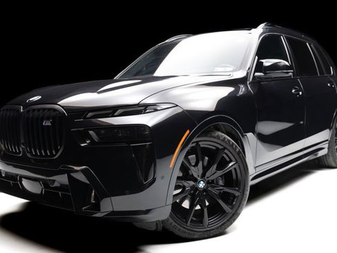 Used 2024 BMW X7 M60i w/ Executive Package image 24