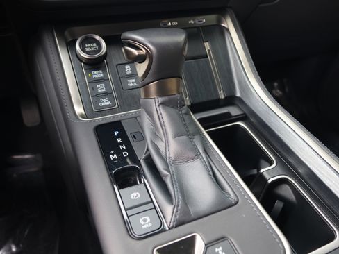 Certified 2024 Lexus GX 550 image 31