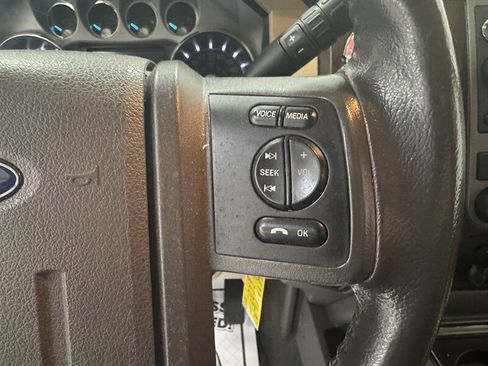 Used 2012 Ford F350 Lariat w/ Lariat Interior Pkg image 9