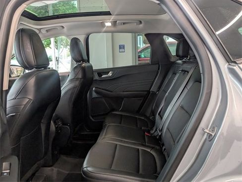 Used 2021 Ford Escape SEL w/ Technology Package image 6