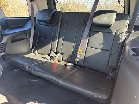 Used 2017 GMC Yukon Denali image 19