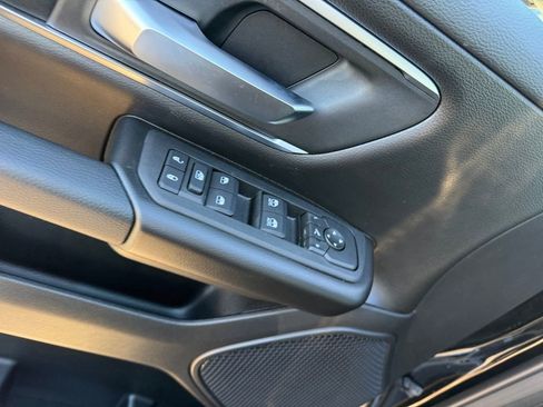 New 2026 RAM 1500 Big Horn AWD/4WD image 12