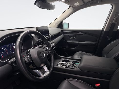 Used 2024 Honda Pilot Elite image 9