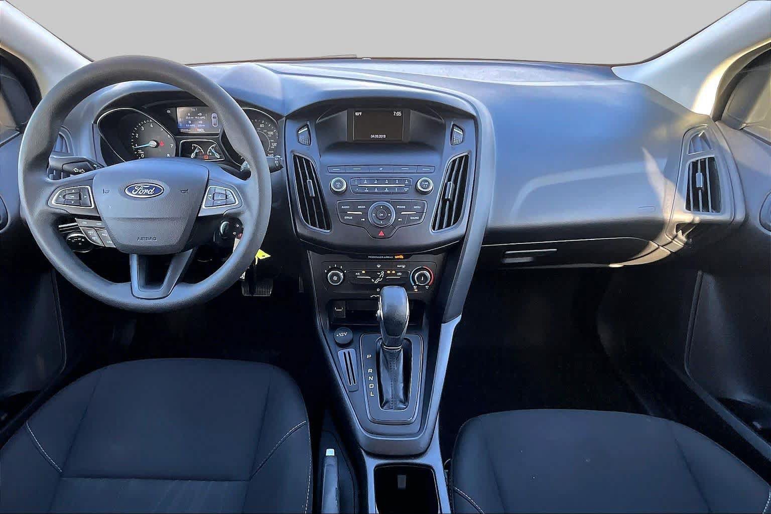 Used 2018 Ford Focus SE w/ Interior Protection Package FWD image 16