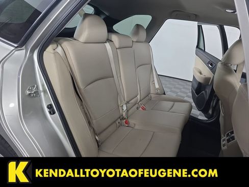 Used 2017 Subaru Outback 2.5i Limited AWD/4WD image 29