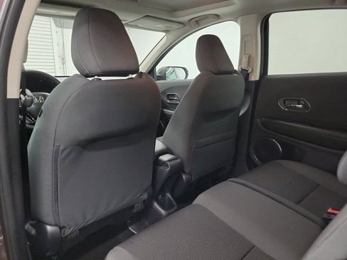 Used 2022 Honda HR-V EX image 13