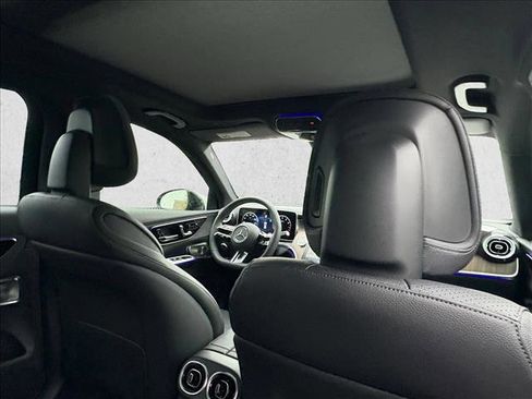New 2026 Mercedes-Benz GLC 300 image 20