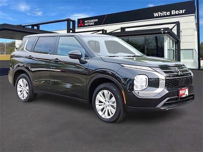 Used 2025 Mitsubishi Outlander ES