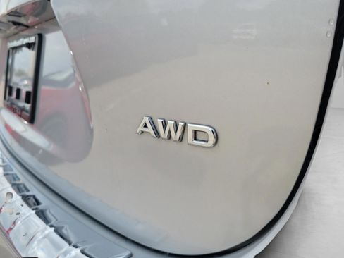 Used 2020 Nissan Rogue Sport S image 9