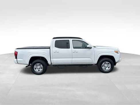 Used 2023 Toyota Tacoma SR AWD/4WD image 7