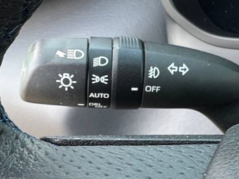 Used 2024 Toyota Tundra Platinum w/ TRD Off-Road Package AWD/4WD image 26