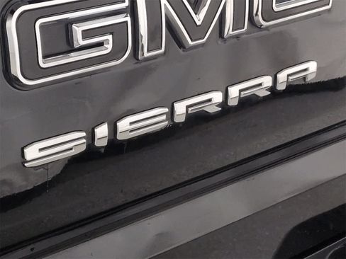 Used 2024 GMC Sierra 1500 Elevation image 13