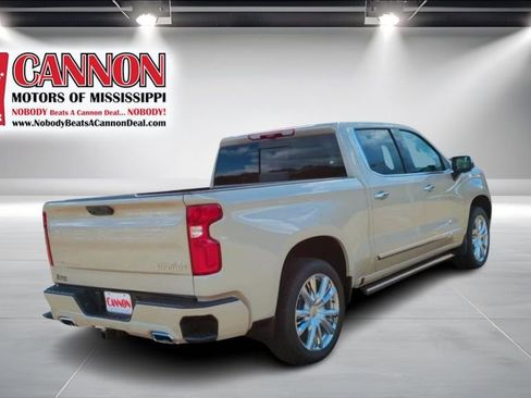 New 2026 Chevrolet Silverado 1500 High Country w/ Technology Package AWD/4WD image 5
