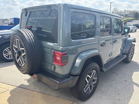 New 2026 Jeep Wrangler Sahara w/ Technology Group AWD/4WD image 4