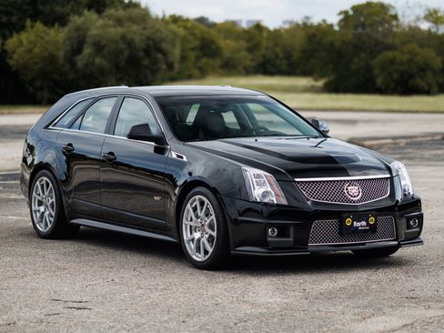 Used 2012 Cadillac CTS V w/ Wood Trim Package image 5
