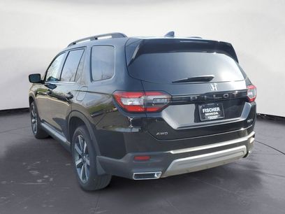 Certified 2025 Honda Pilot Touring