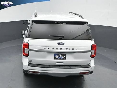 Used 2024 Ford Expedition XLT RWD image 14