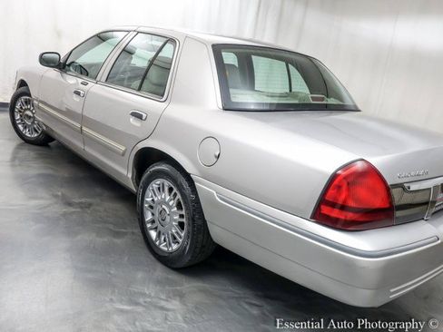 Used 2010 Mercury Grand Marquis LS image 9
