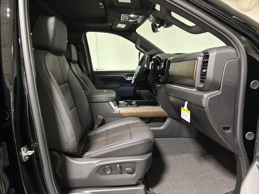 New 2026 Chevrolet Silverado 2500 High Country w/ High Country Premium Package AWD/4WD image 23