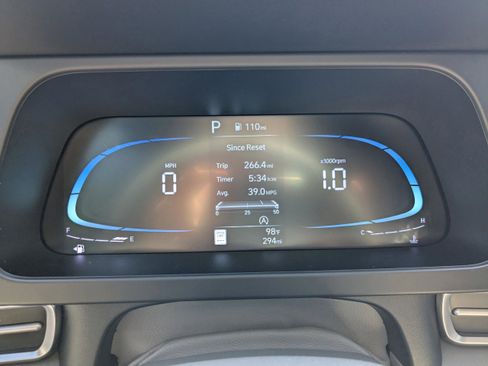 New 2025 Hyundai Elantra SE image 28