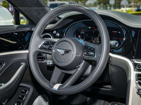 Used 2025 Bentley Flying Spur Plug-In Hybrid w/ First Edition Specification AWD/4WD image 23