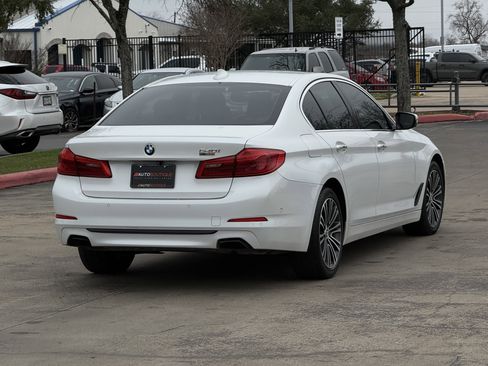 Used 2017 BMW 540i w/ Premium Package image 11