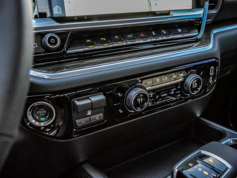 New 2026 Chevrolet Silverado 1500 LT AWD/4WD image 32