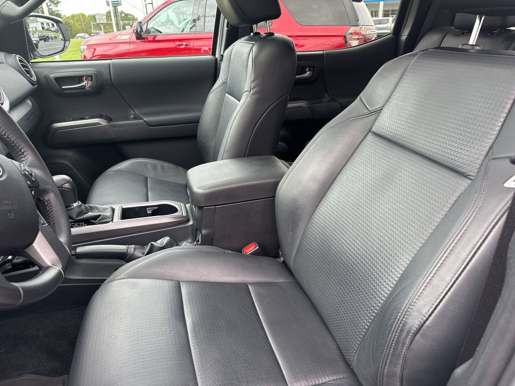 Used 2023 Toyota Tacoma TRD Sport w/ TRD Premium Sport Package AWD/4WD image 16